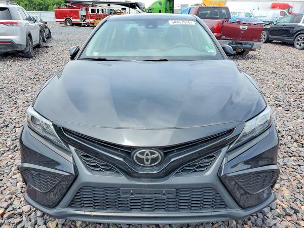 2021 TOYOTA CAMRY