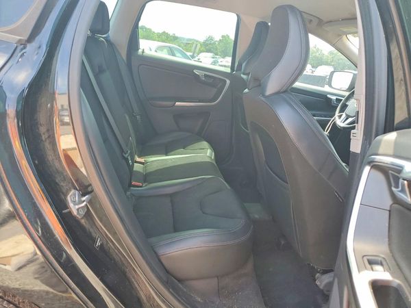 2016 VOLVO XC60