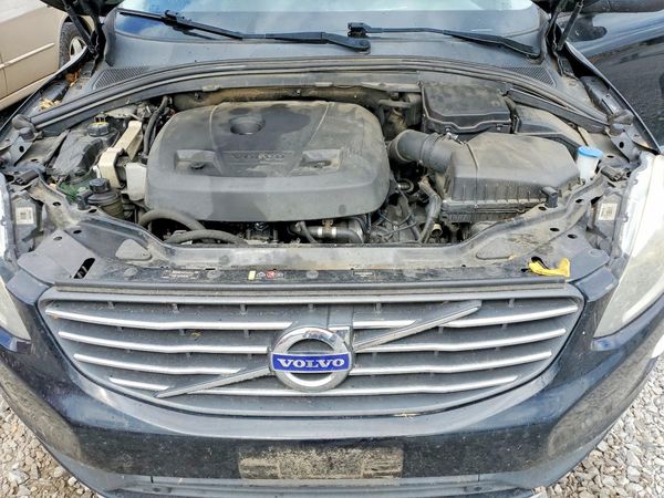 2016 VOLVO XC60