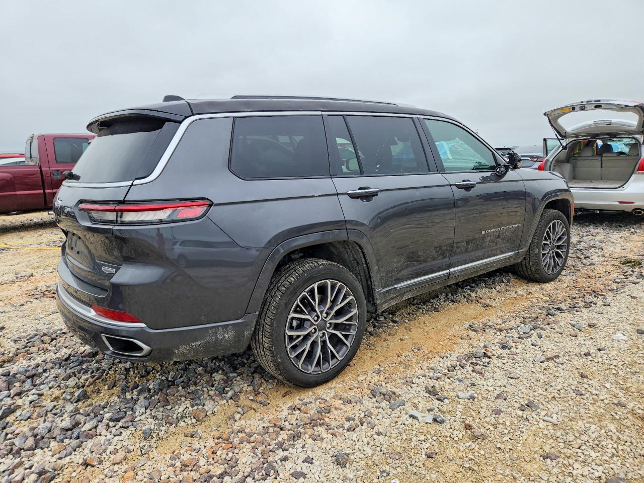 2023 JEEP GRAND CHEROKEE L SUMMIT 4X4