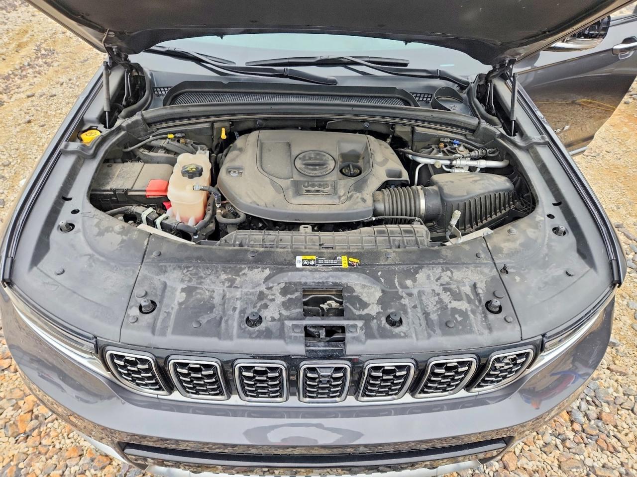 2023 JEEP GRAND CHEROKEE L SUMMIT 4X4
