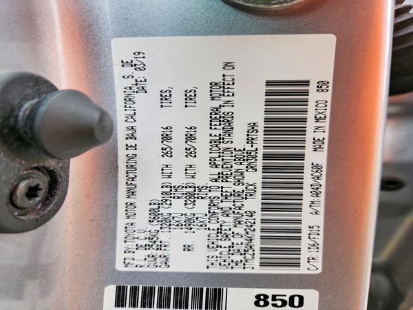 2019 TOYOTA TACOMA