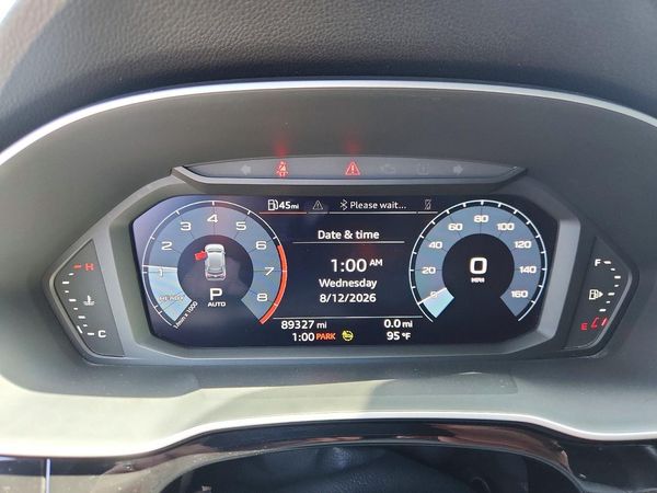 2021 AUDI Q3 quattro Premium