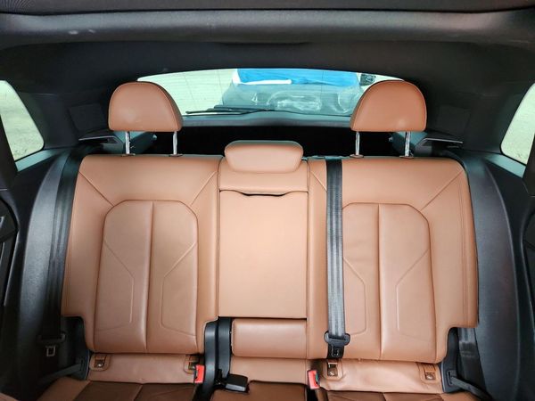 2021 AUDI Q3 quattro Premium