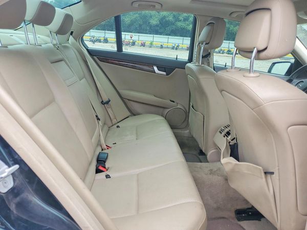 2012 MERCEDES-BENZ C C250