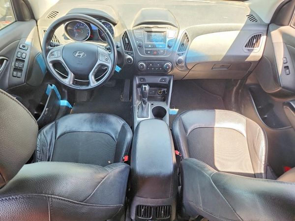 2015 HYUNDAI TUCSON GLS (Middle)