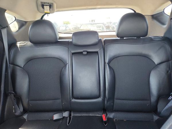 2015 HYUNDAI TUCSON GLS (Middle)