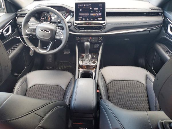 2025 JEEP COMPASS North, Latitude
