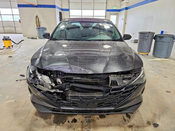 2023 HYUNDAI ELANTRA