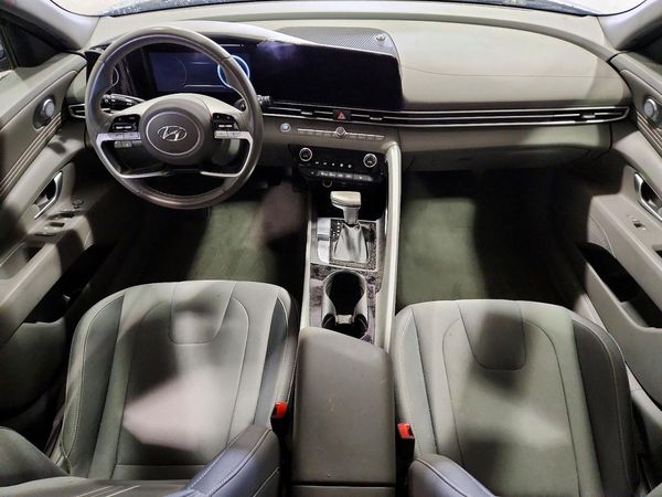 2023 HYUNDAI ELANTRA