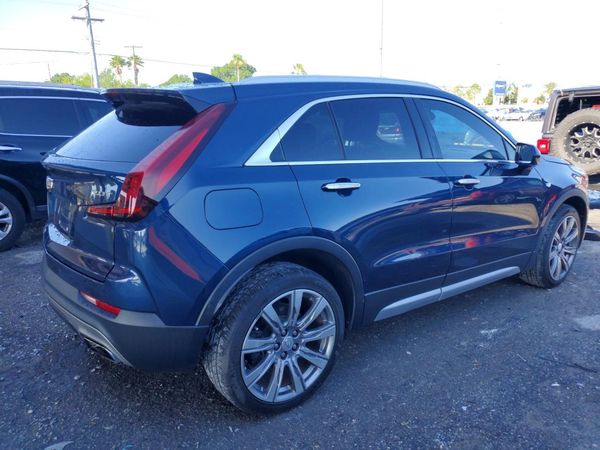 2019 CADILLAC XT4 Premium Luxury