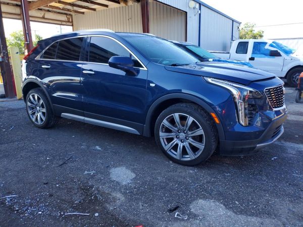 2019 CADILLAC XT4 Premium Luxury