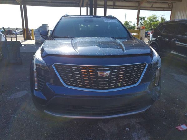 2019 CADILLAC XT4 Premium Luxury