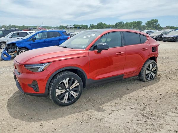2023 VOLVO C40 Plus Dark