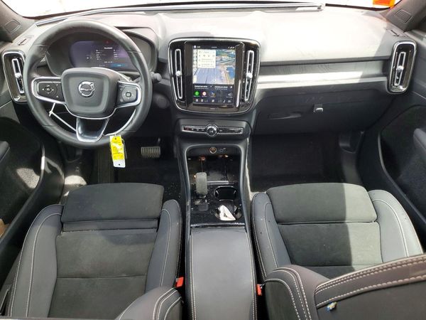 2023 VOLVO C40 Plus Dark