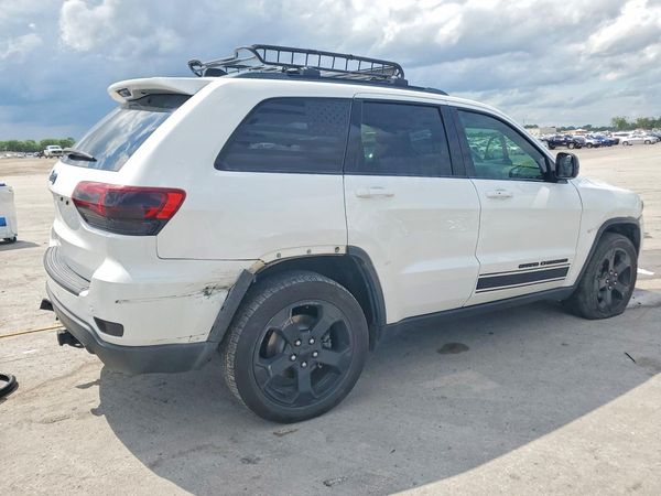 2018 JEEP GRAND CHEROKEE LAREDO 4X4