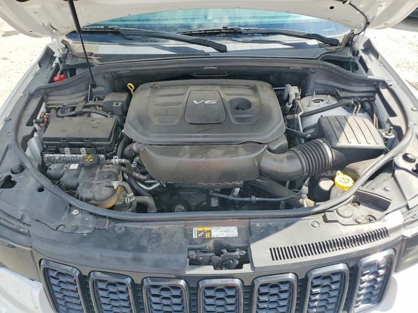 2018 JEEP GRAND CHEROKEE LAREDO 4X4