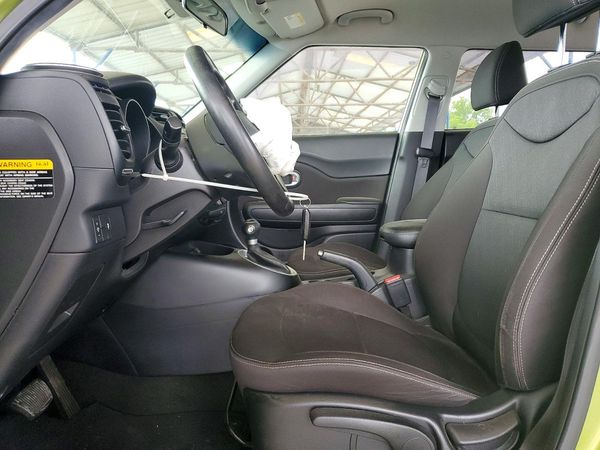 2017 KIA SOUL Base