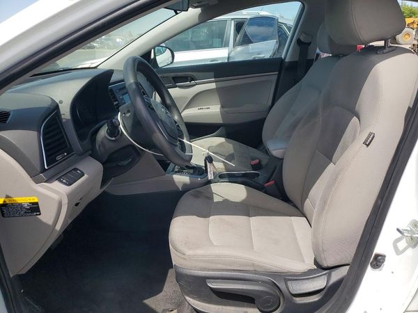 2017 HYUNDAI ELANTRA SE Base