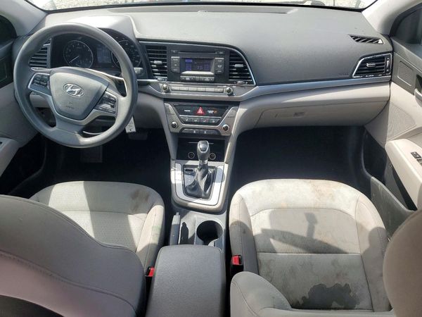 2017 HYUNDAI ELANTRA SE Base