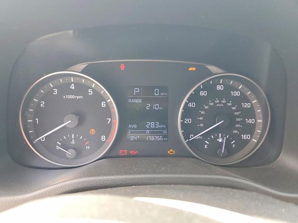 2017 HYUNDAI ELANTRA SE Base