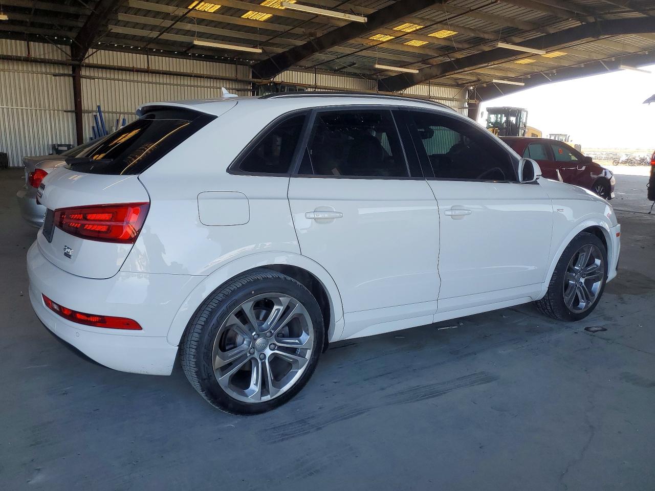 2018 AUDI Q3