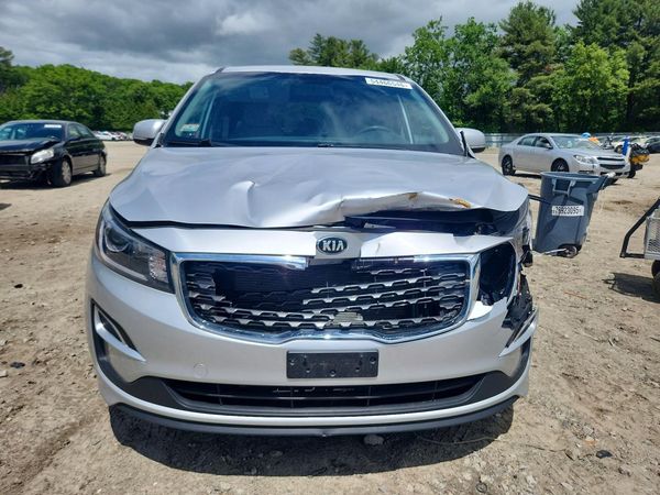 2021 KIA SEDONA LX, EX