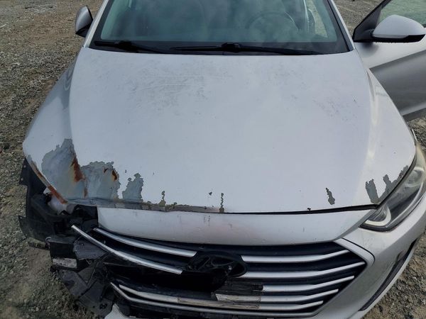 2017 HYUNDAI ELANTRA