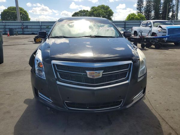 2016 CADILLAC XTS