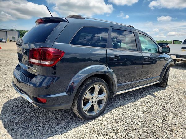 2017 DODGE JOURNEY CROSSROAD (FWD)