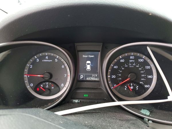 2016 HYUNDAI SANTA FE SPORT Base