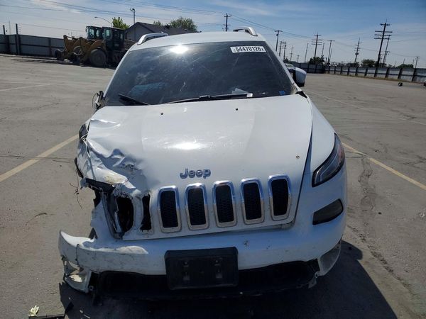 2015 JEEP CHEROKEE LATITUDE FWD