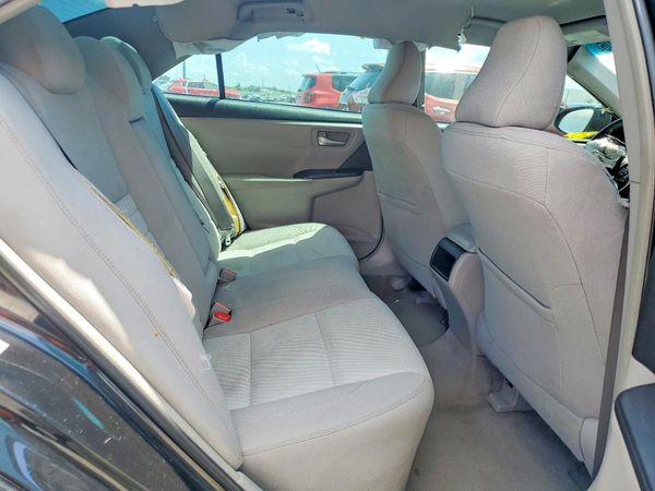 2017 TOYOTA CAMRY