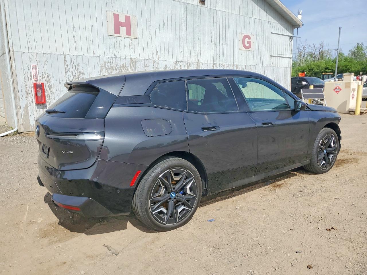 2024 BMW IX xDrive50