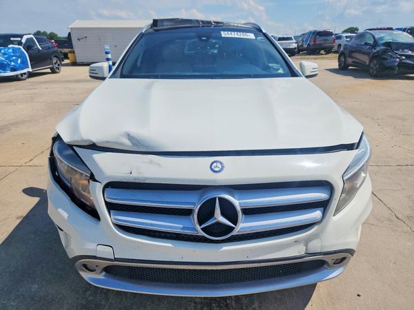 2016 MERCEDES-BENZ GLA GLA250