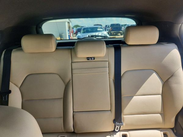 2016 MERCEDES-BENZ GLA GLA250