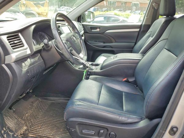2018 TOYOTA HIGHLANDER