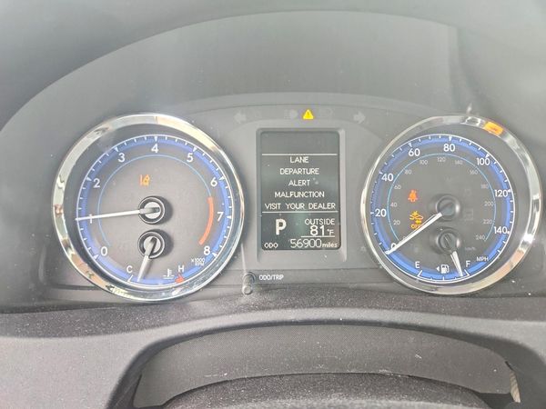 2018 TOYOTA COROLLA