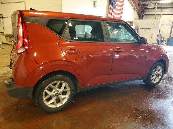 2022 KIA SOUL