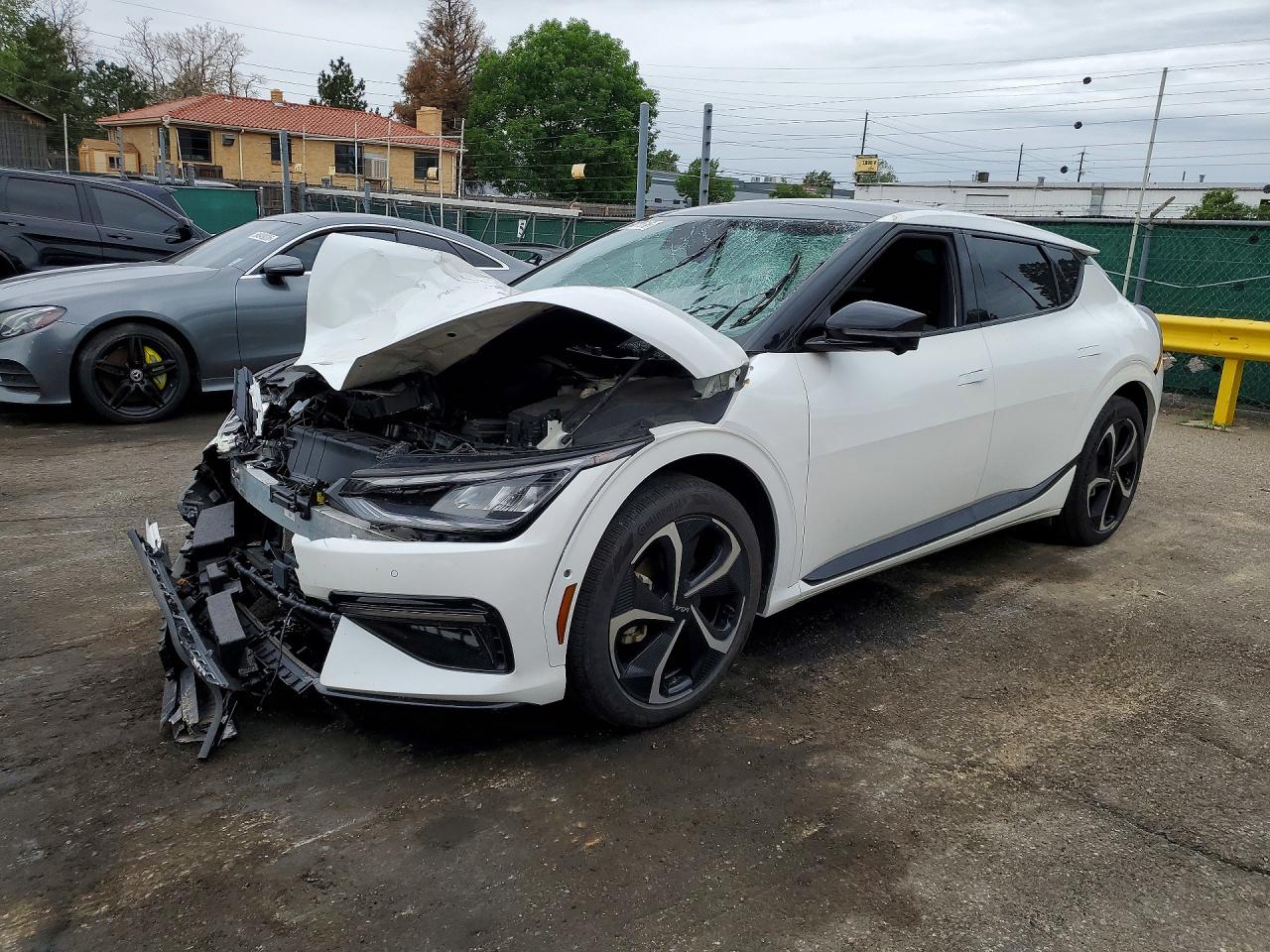 2024 KIA EV6