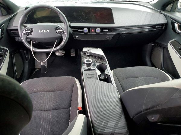 2024 KIA EV6