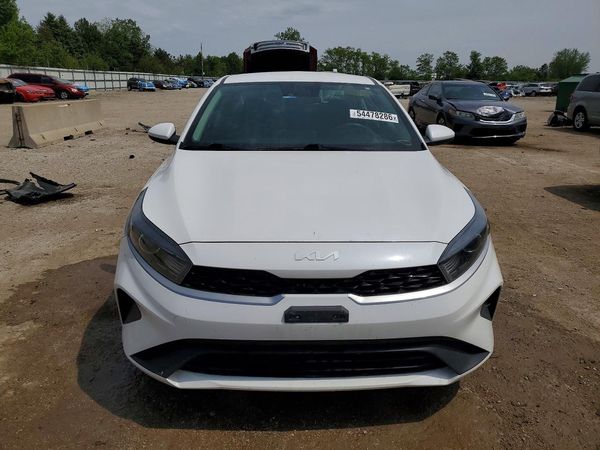 2022 KIA FORTE FE, LXS