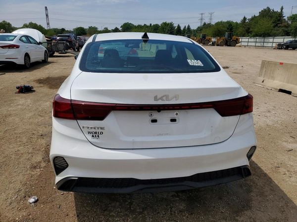 2022 KIA FORTE FE, LXS