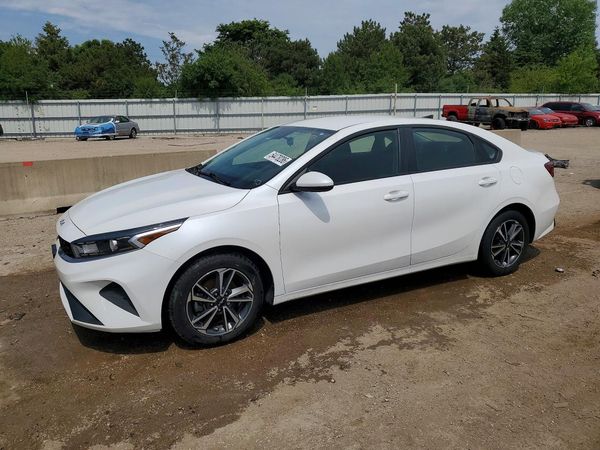 2022 KIA FORTE FE, LXS