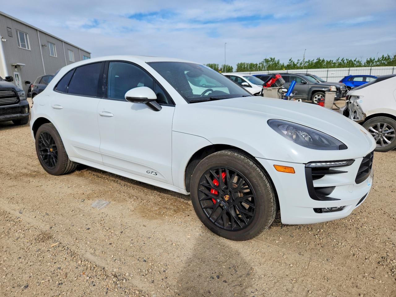 2017 PORSCHE MACAN