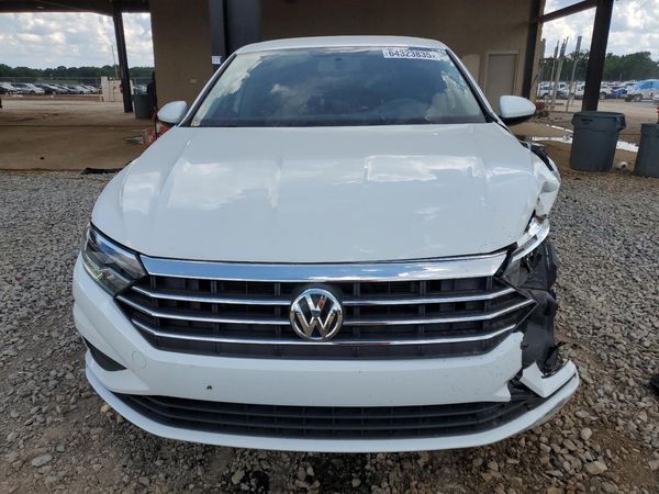 2021 VOLKSWAGEN JETTA S / SE / R-Line