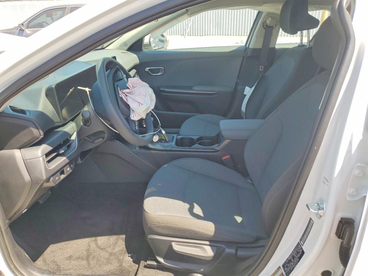 2026 KIA K4 LX, LXS