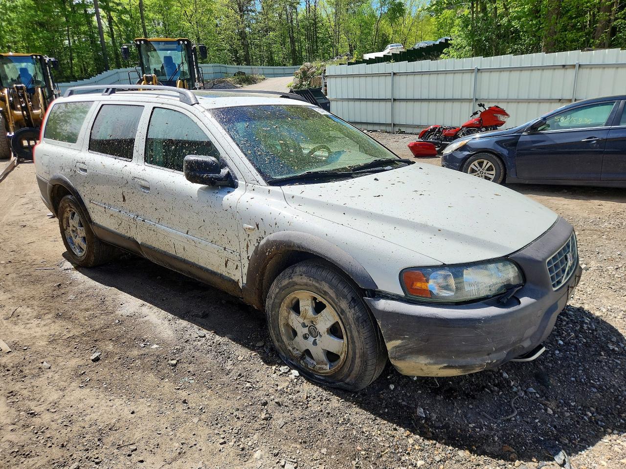 2004 VOLVO XC70