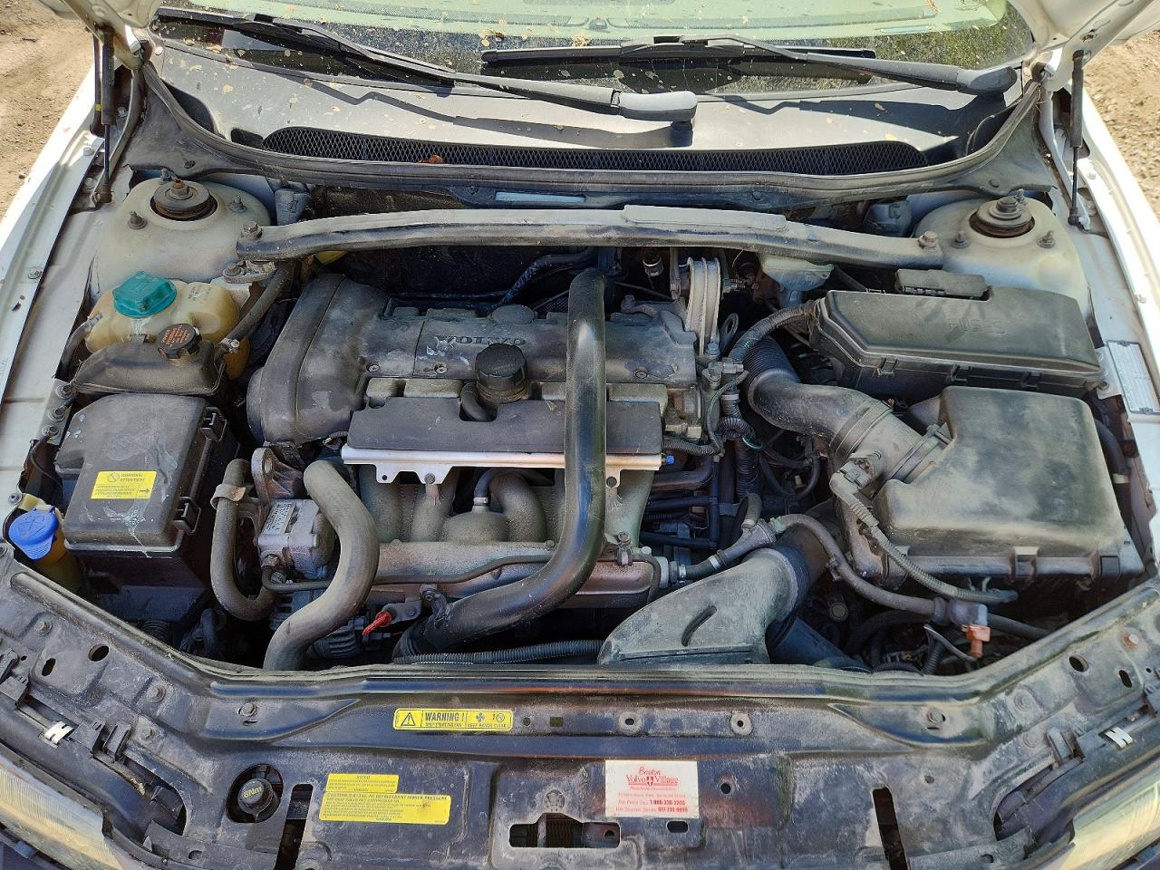 2004 VOLVO XC70