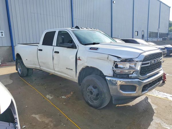 2021 RAM 3500